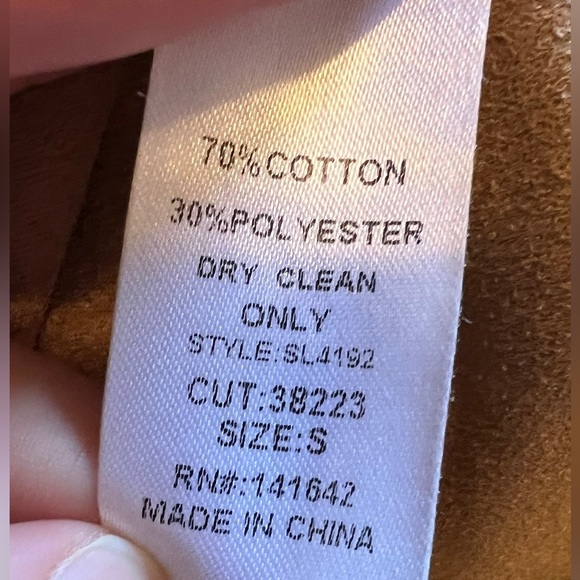 American Threads Faux Suede Shorts - Picture 6 of 6